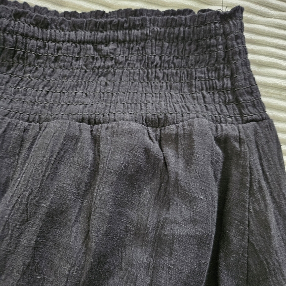 Old Navy Elegant Black Skirt with White Lace Trim Size M NWT - Picture 4 of 7